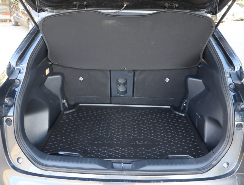 Toyota Yaris Cross, 2025