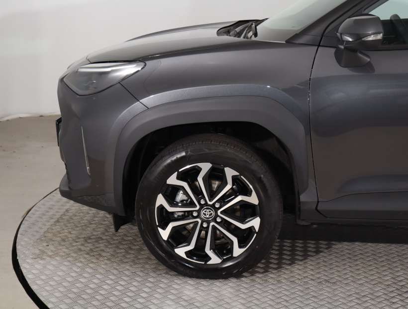 Toyota Yaris Cross, 2025