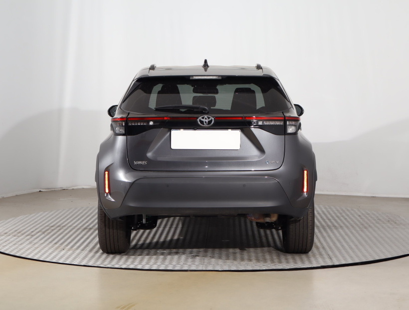 Toyota Yaris Cross, 2025