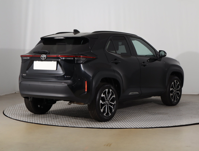 Toyota Yaris Cross, 2025