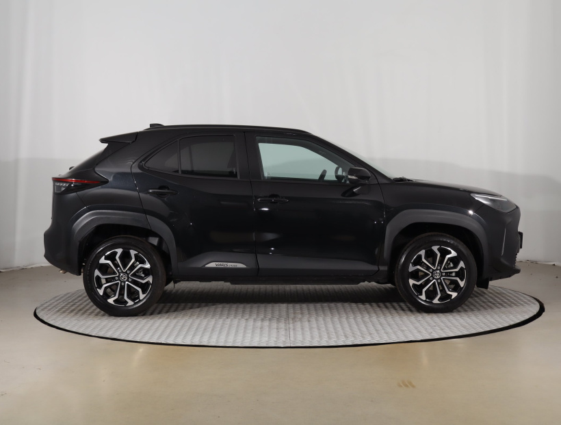 Toyota Yaris Cross, 2025