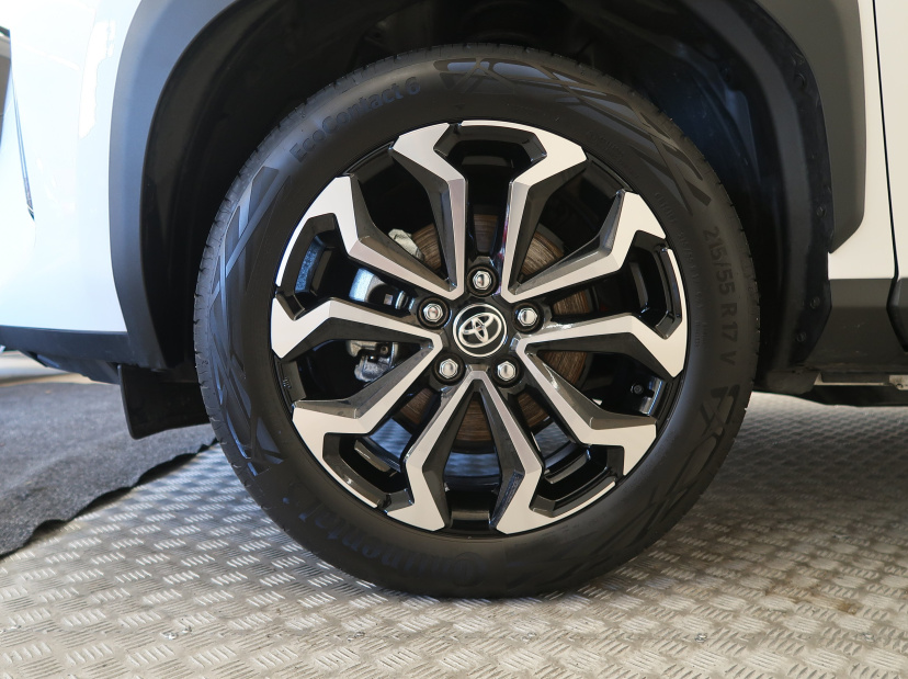 Toyota Yaris Cross, 2025