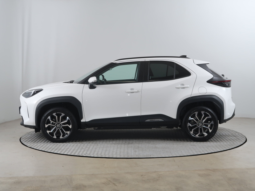 Toyota Yaris Cross, 2025