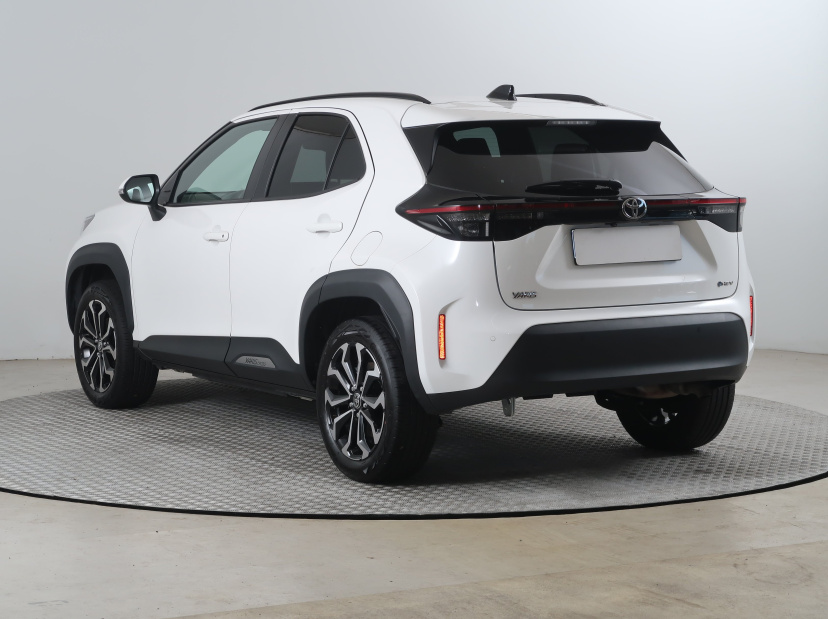 Toyota Yaris Cross, 2025