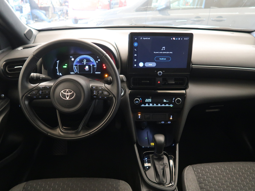 Toyota Yaris Cross, 2025