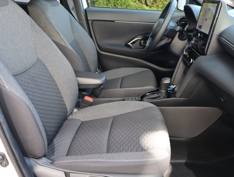 Toyota Yaris Cross, 2025