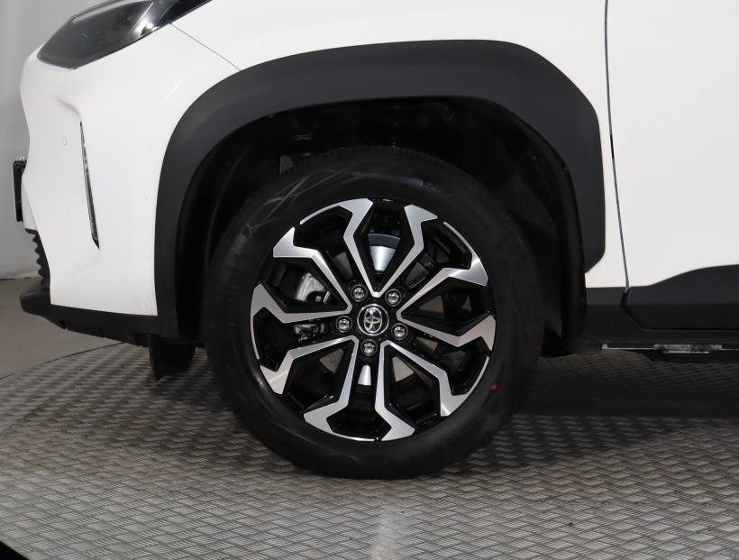 Toyota Yaris Cross, 2025