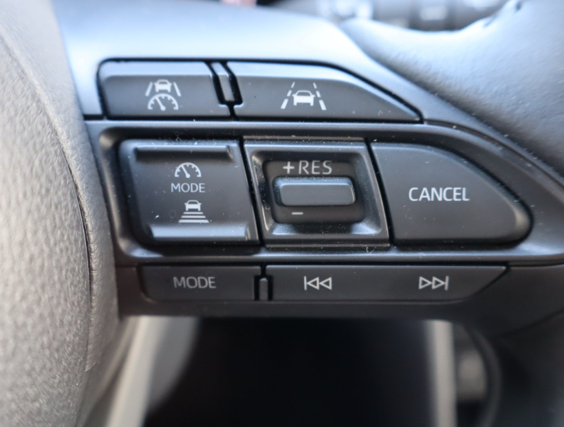 Toyota Yaris Cross, 2025