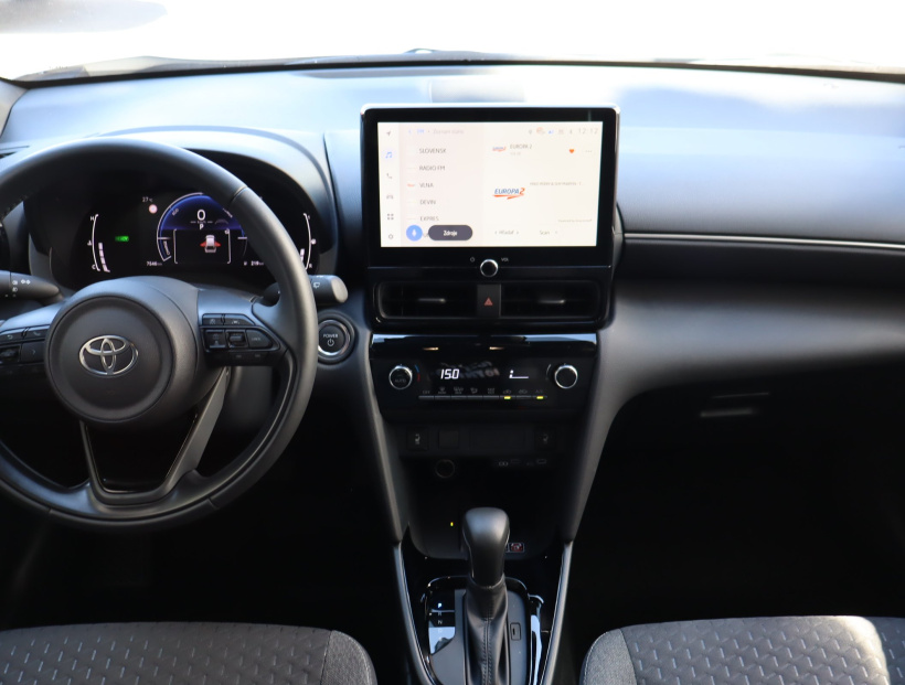 Toyota Yaris Cross, 2025