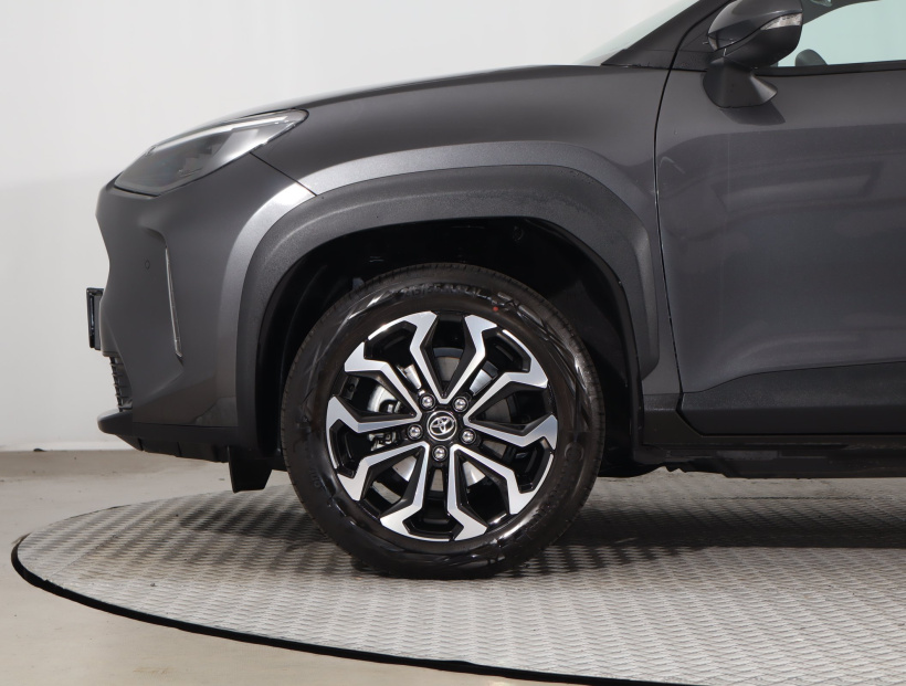 Toyota Yaris Cross, 2025
