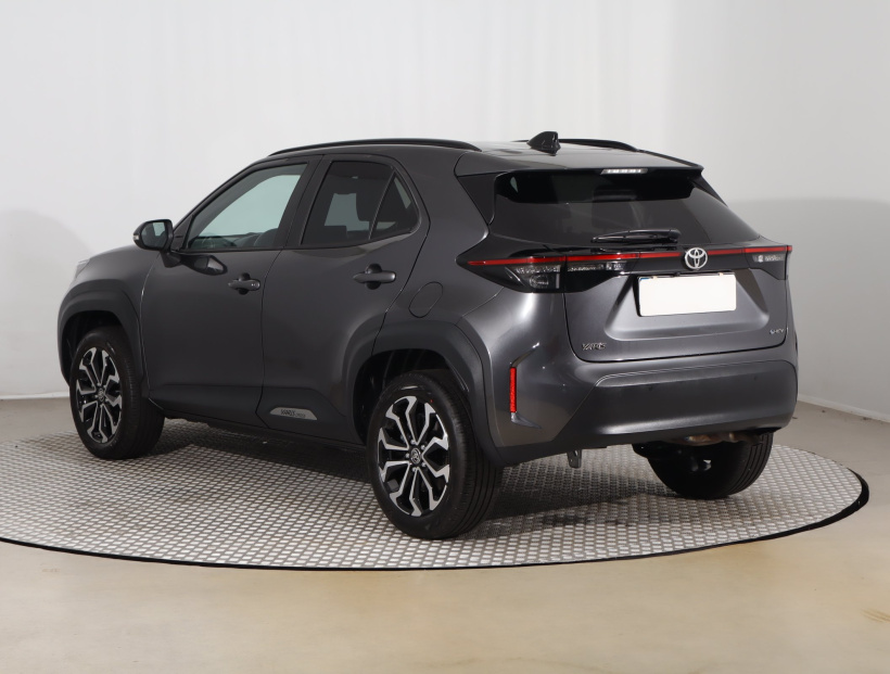 Toyota Yaris Cross, 2025