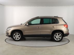 Volkswagen Tiguan - 2013