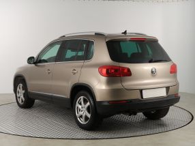 Volkswagen Tiguan - 2013