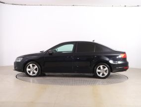 Volkswagen Jetta - 2012