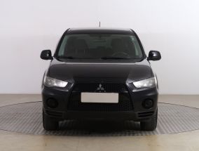 Mitsubishi Outlander - 2010