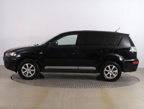 Mitsubishi Outlander - 2010