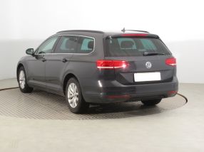 Volkswagen Passat - 2016