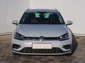 Volkswagen Golf - 2017