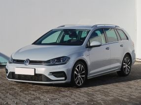Volkswagen Golf - 2017
