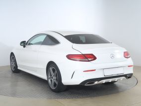 Mercedes-Benz C - 2015