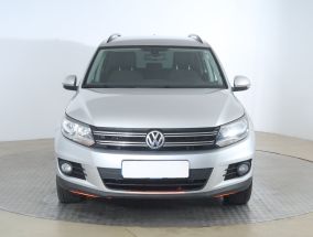 Volkswagen Tiguan - 2013