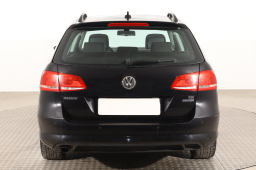 Volkswagen Passat 2011