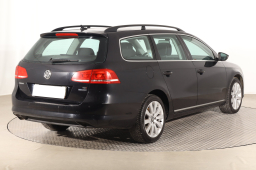 Volkswagen Passat 2011