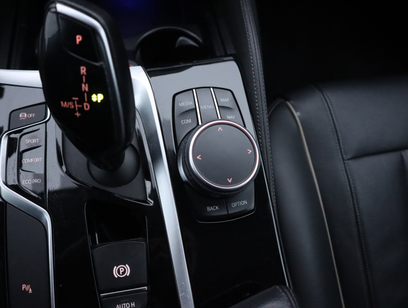 BMW 5, 2019