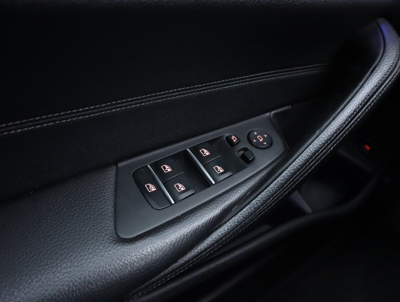 BMW 5, 2019
