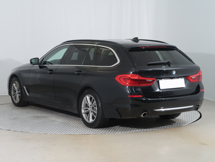 BMW 5, 2019