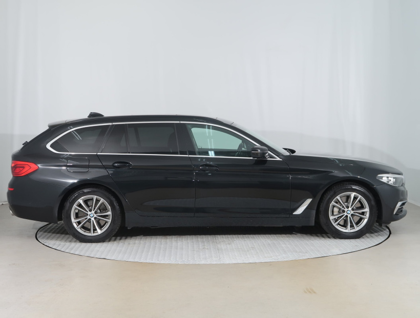 BMW 5, 2019
