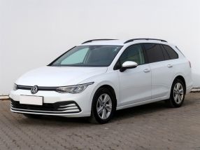 Volkswagen Golf - 2021