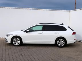 Volkswagen Golf - 2021