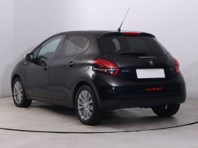 Peugeot 208 - 2016