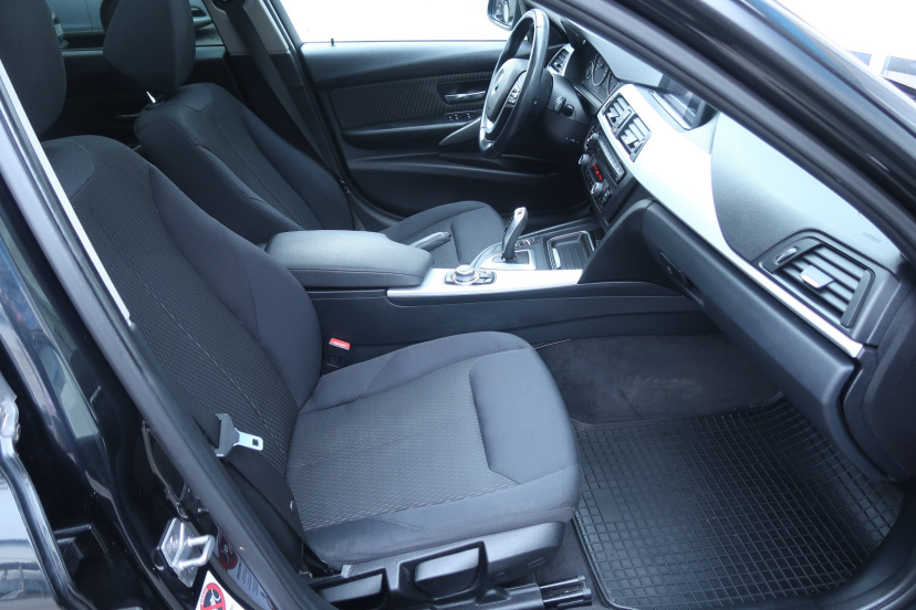 BMW 3, 2013