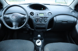 Toyota Yaris 2005