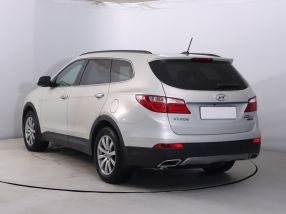 Hyundai Grand Santa Fe - 2016