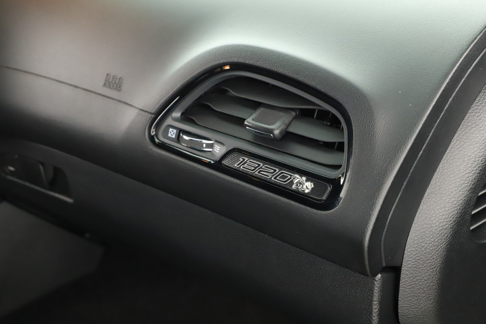 Dodge Challenger - 2023