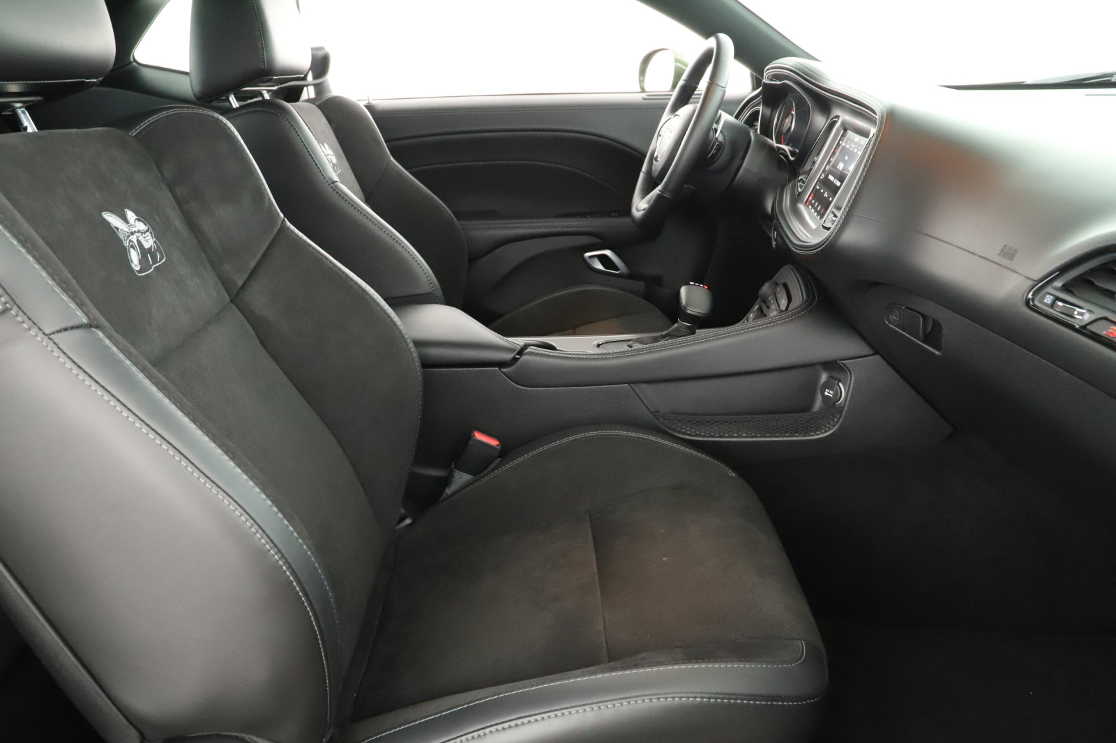 Dodge Challenger - 2024