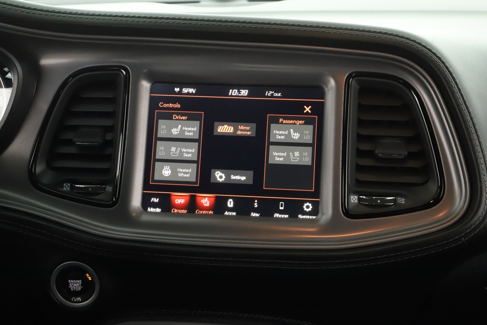 Dodge Challenger - 2024