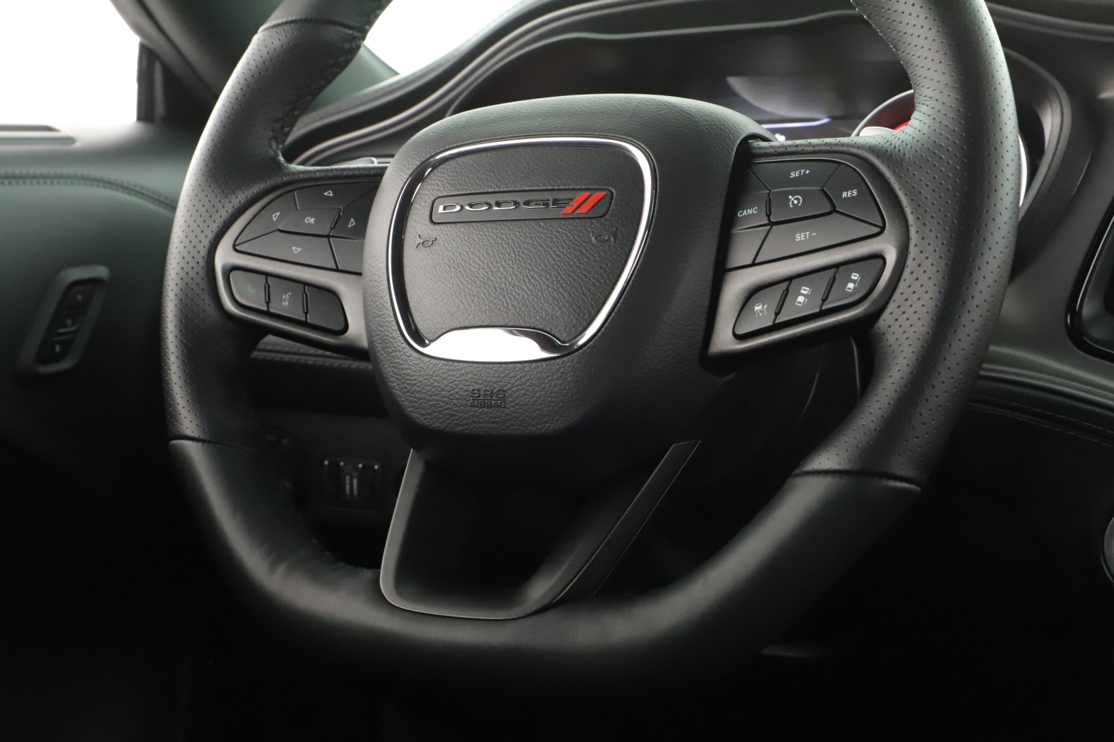 Dodge Challenger - 2024