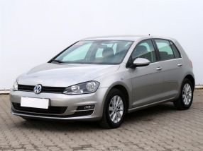 Volkswagen Golf - 2016