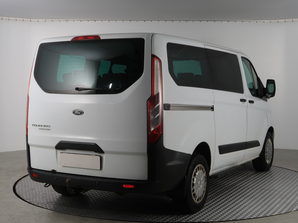 Ford Tourneo Custom