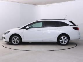 Opel Astra - 2016