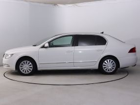 Skoda Superb - 2013