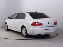 Škoda Superb 2013