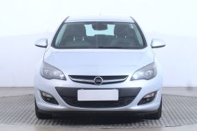 Opel Astra - 2013
