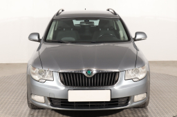 Škoda Superb 2011