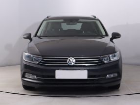 Volkswagen Passat - 2015