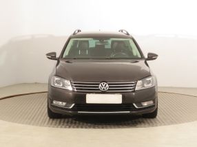 Volkswagen Passat - 2011